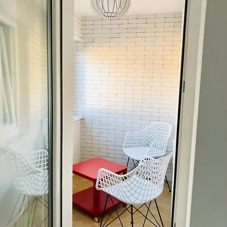 Bisou Elsa Narva-Joesuu